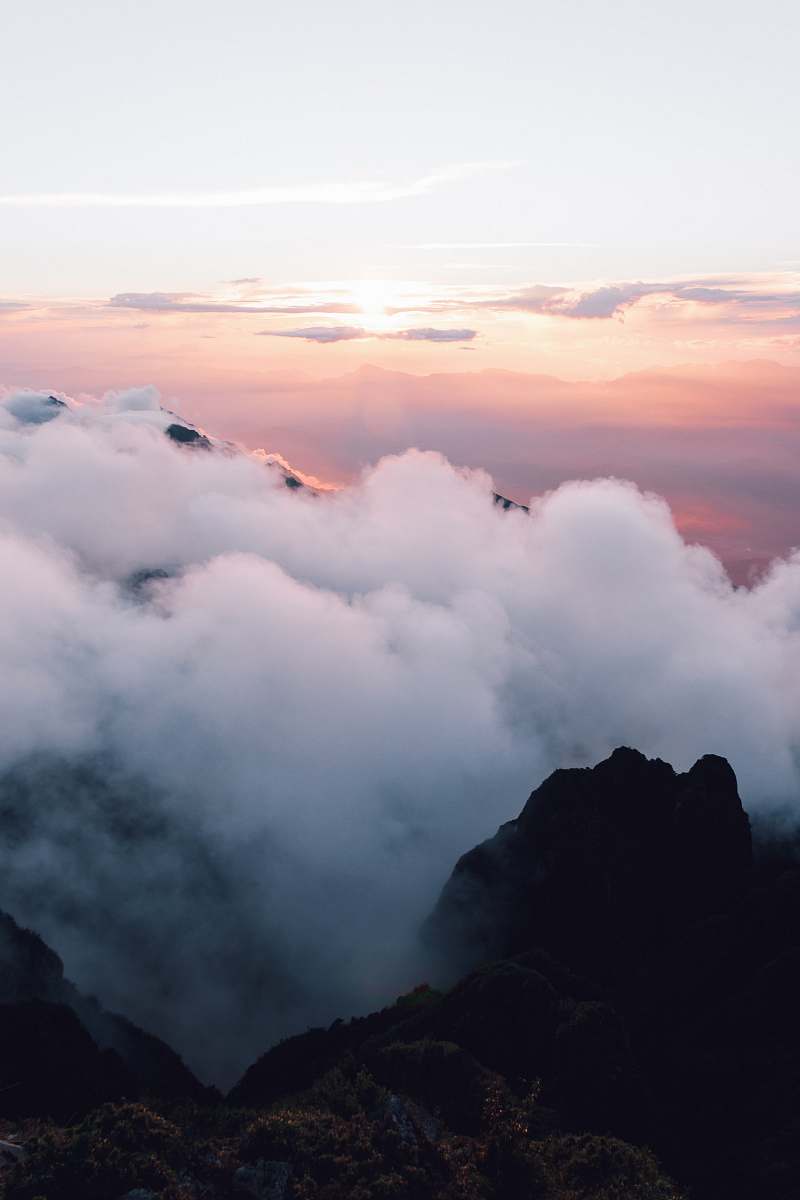 iphone wallpapers sea of clouds iphone backgrounds
